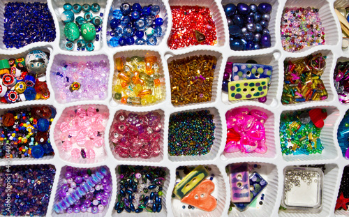 Photo: decorative objects to make bracelets and necklaces decorative objects to make bracelets and necklaces
