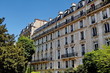 Immeubles anciens et arbres, Paris. Immeubles anciens et arbres, Paris.