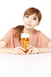 Photo: ビールを飲む女性 ビールを飲む女性