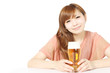 Photo: ビールを飲む女性 ビールを飲む女性