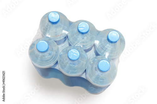 Foto: Six pack of mineral water Six pack of mineral water