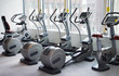 Trainingsgeräte im Fitnessstudio - TLerch