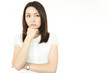 困惑した表情の女性