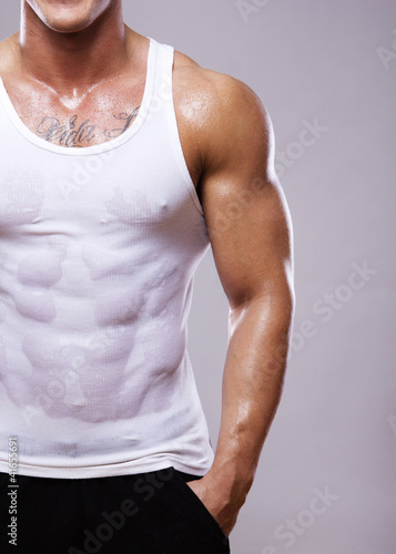 Photo: Image of muscle man Image of muscle man
