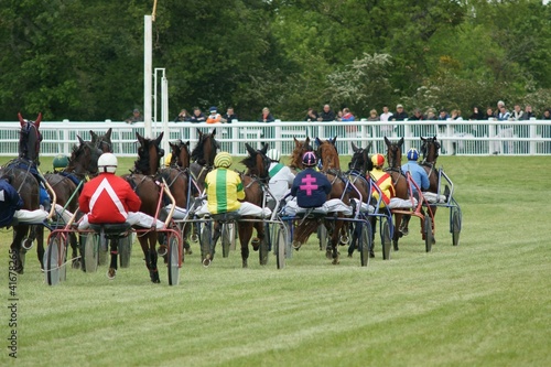 Photo: Course hippique #12 Course hippique #12