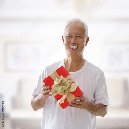 Photo: I got a present! I got a present!