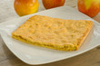 Porzione di crostata di mele fatta in casa