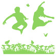couple de silhouette sautant