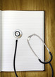 Foto: stethoscope on notepad stethoscope on notepad