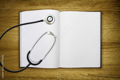 Foto: blank book stethoscope blank book stethoscope