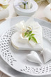 Luxury place setting in white Luxury place setting in white