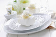 Luxury place setting in white Luxury place setting in white