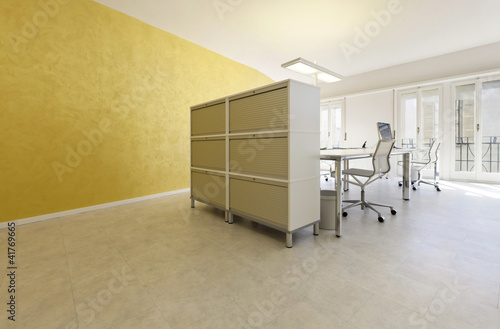 Photo: modern office interior design, large room modern office interior design, large room