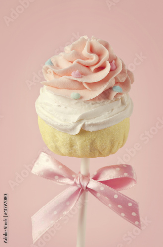 Photo: Colorful cupcake pops Colorful cupcake pops