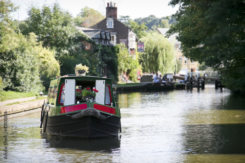 Photo: barge grand union canal locks barge grand union canal locks