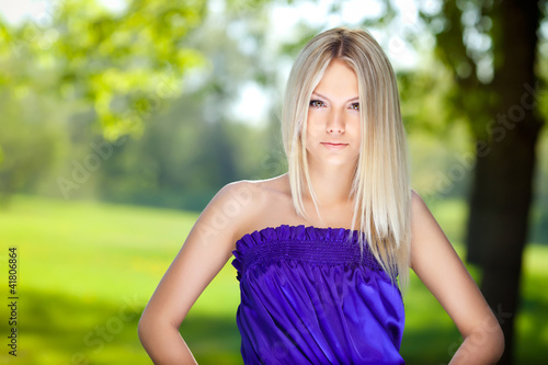 Photo: Beautiful girl in the park Beautiful girl in the park