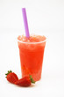 Foto: Erdbeer Bubble Tea mit Tapiokaperlen Erdbeer Bubble Tea mit Tapiokaperlen