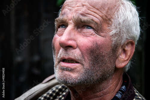Photo: Hoffnungsvoller Arbeiterblick Hoffnungsvoller Arbeiterblick