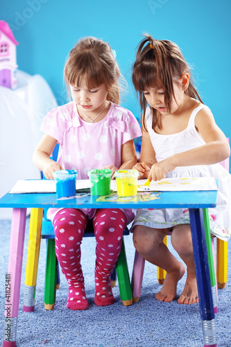 Photo: Kids drawing Kids drawing
