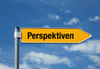 Pfeil mit blauem Himmel PERSPEKTIVEN