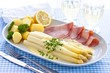 Asparagus with Hollandaise sauce, potatoes, ham and herbs