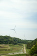日本の千葉県の風力発電機（農道から）