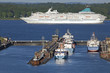 Kreuzfahrtschiff bei Kiel, Deutschland