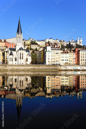 Foto: church and Saone River church and Saone River