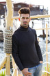modello uomo mare