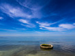 Ein Betonring an der Ostseeküste.