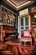 CHATEAU DE GARREVAQUES - Salon rouge -