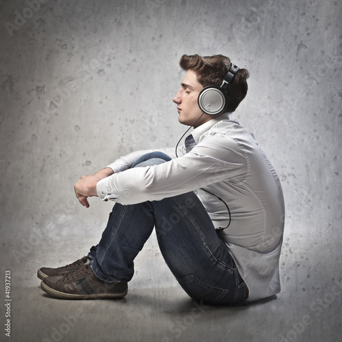 Photo: Enjoy music Enjoy music