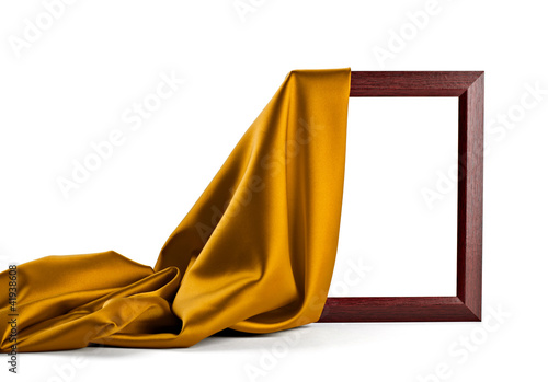 Foto: wooden frame and silk cover wooden frame and silk cover