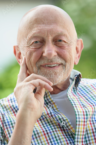 Photo: Portrait of senior man Portrait of senior man