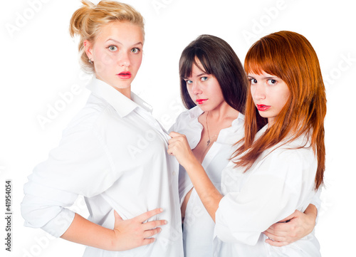 Photo: Three pretty girls Three pretty girls