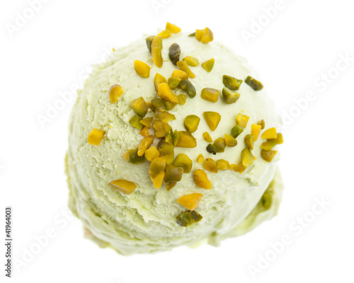 Foto: Eine Kugel Pistazien-Eis von vorne Eine Kugel Pistazien-Eis von vorne