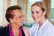 Hauskrankenpflege der alten Dame