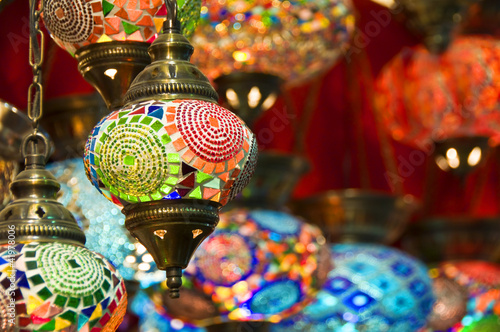 Photo: Lampes orientales au Grand Bazar d'Istambul - Turquie Lampes orientales au Grand Bazar d'Istambul - Turquie