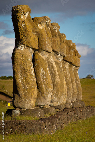 Photo: Ahu Akivi, Rapa Nui. Ahu Akivi, Rapa Nui.