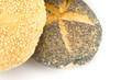 Mohnbrötchen und Sesambrötchen