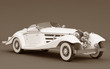 Foto: Classic Elegant White Wedding Car Classic Elegant White Wedding Car