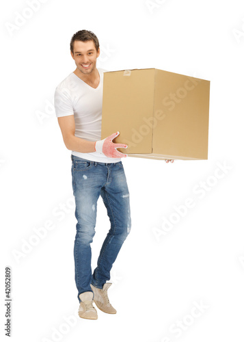 Foto: handsome man with big box handsome man with big box