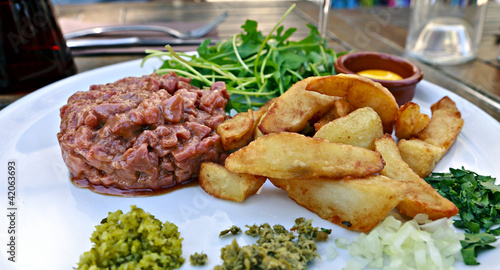 Photo: steak tartare steak tartare