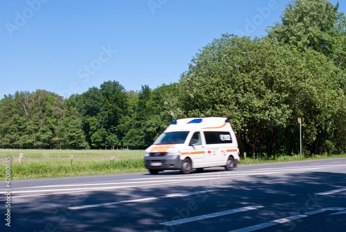 Photo: Krankenwagen -2 Krankenwagen -2
