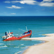 Foto: Fishing boat beached Fishing boat beached