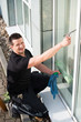 sorgfältige fensterreinigung vom profi