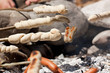 stockbrot und grillwürste