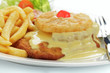 Schweineschnitzel Hawaii, Pommes frites