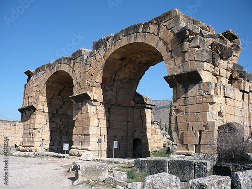 Foto: Torbogen Hierapolis Torbogen Hierapolis