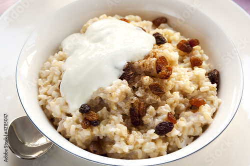 Photo: Brown Rice Porridge with Sultanas Brown Rice Porridge with Sultanas